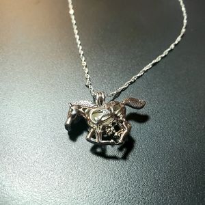 18 inch necklace with horse pendant